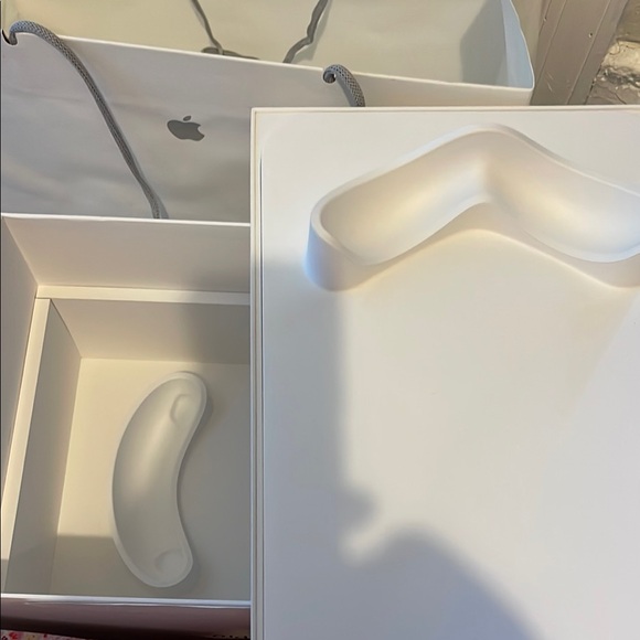 Apple Vision Pro EMPTY BOX - Picture 3 of 5